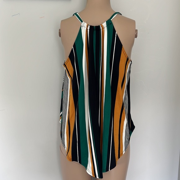 V neck striped top size small - Picture 3 of 3